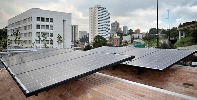 Energía Solar Fovoltaica  Universidad de Bogotá Jorge Tadeo Lozano